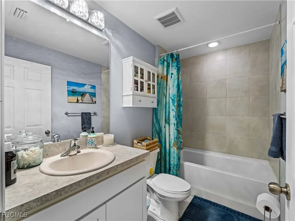 917 NW 13th Avenue Cape Coral FL 33993