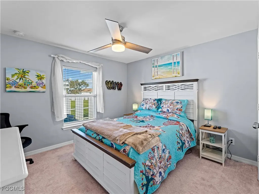 917 NW 13th Avenue Cape Coral FL 33993