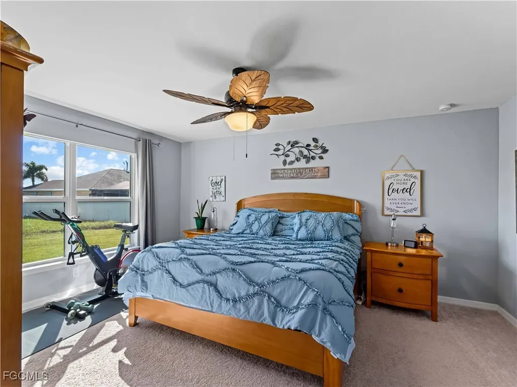 917 NW 13th Avenue Cape Coral FL 33993