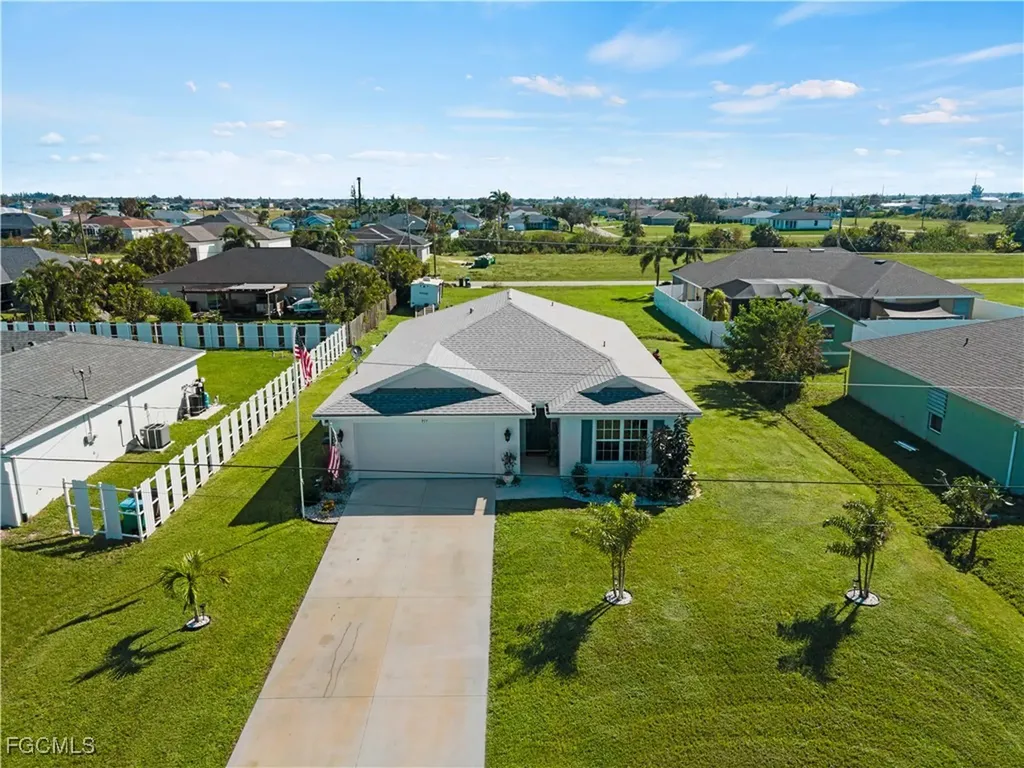 917 NW 13th Avenue Cape Coral FL 33993