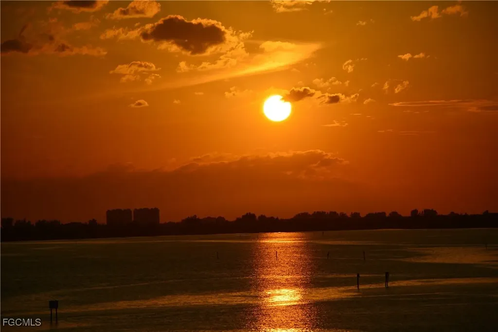 14220 Royal Harbour Court Fort Myers FL 33908