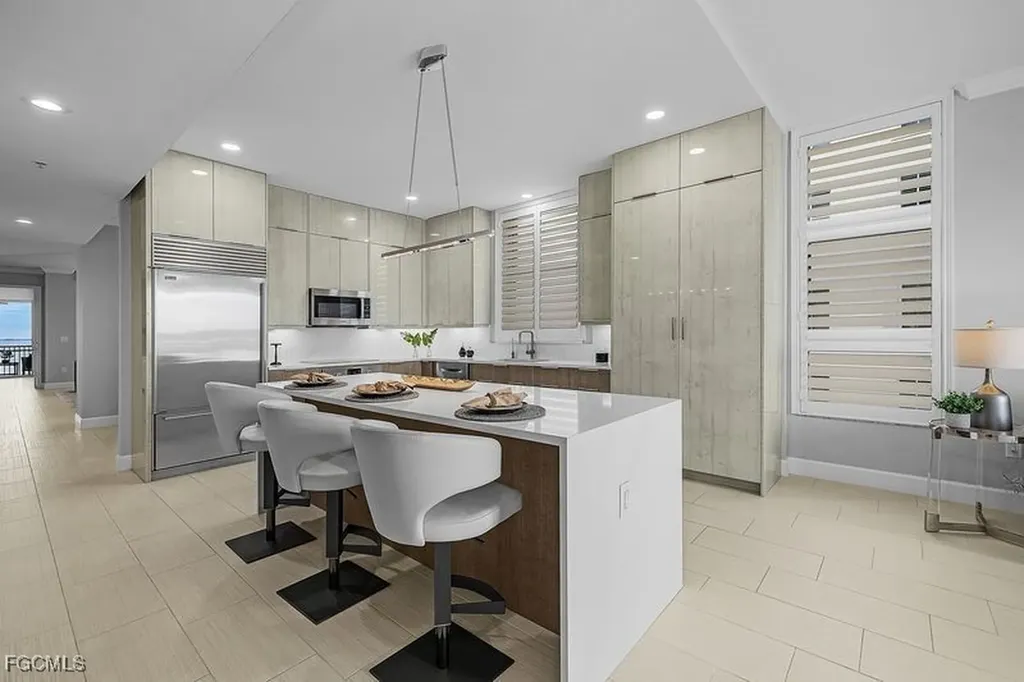 14220 Royal Harbour Court Fort Myers FL 33908