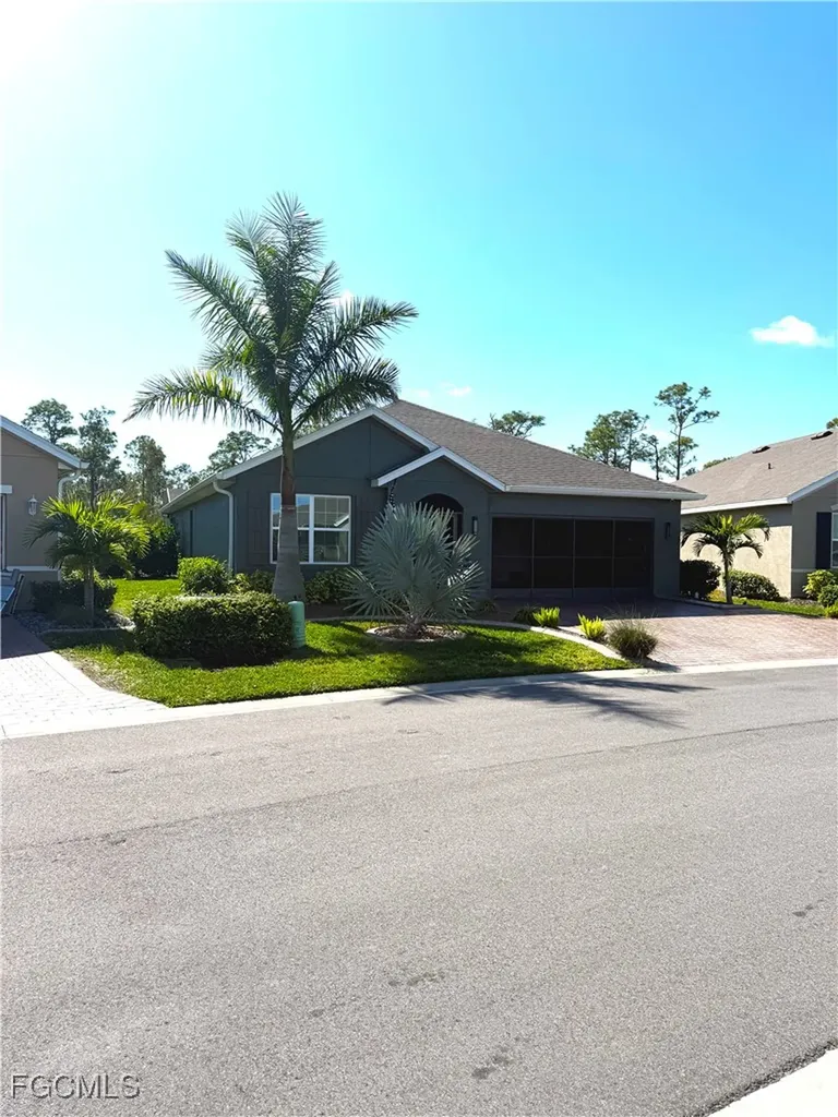 20404 Camino Torcido Loop W North Fort Myers FL 33917