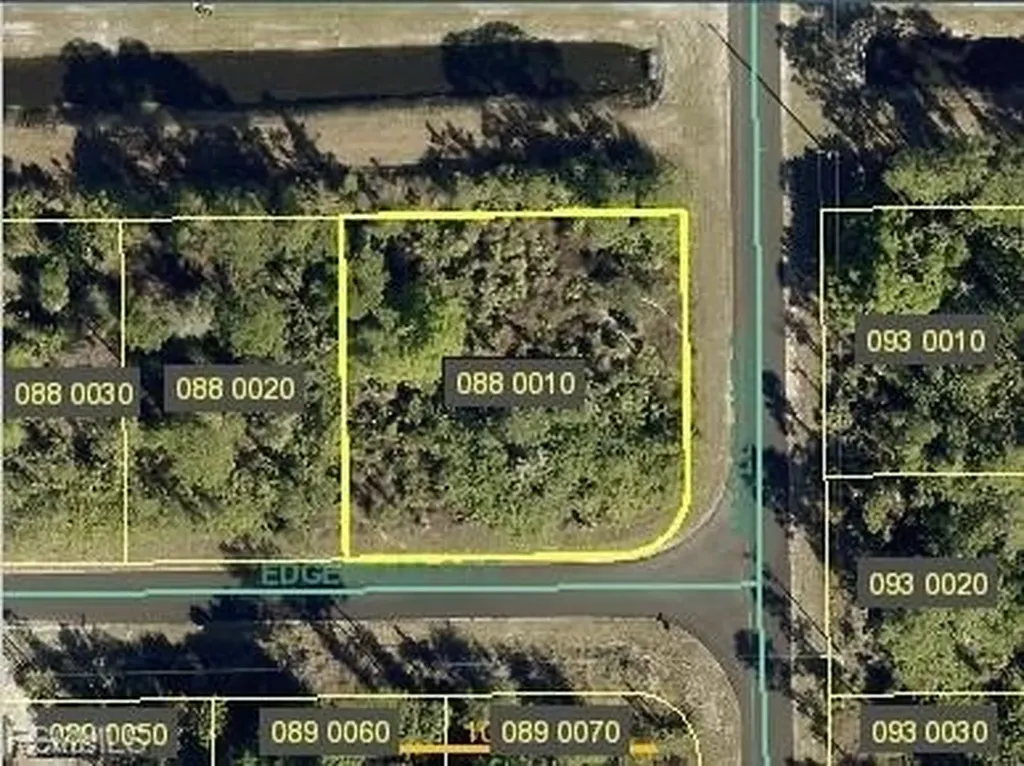 1257 Edgewood Street E Lehigh Acres FL 33974