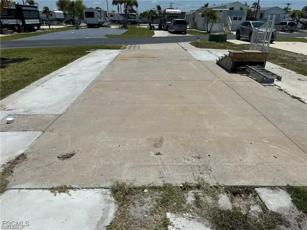 19681 Summerlin #186 Road Fort Myers FL 33908