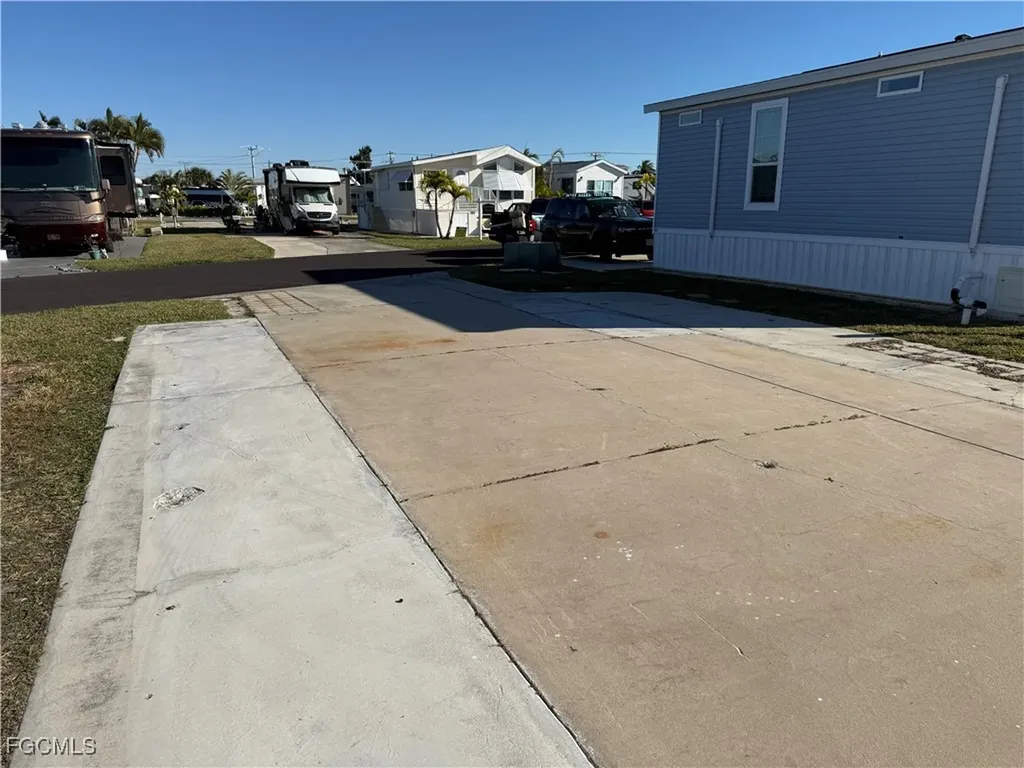 19681 Summerlin #186 Road Fort Myers FL 33908