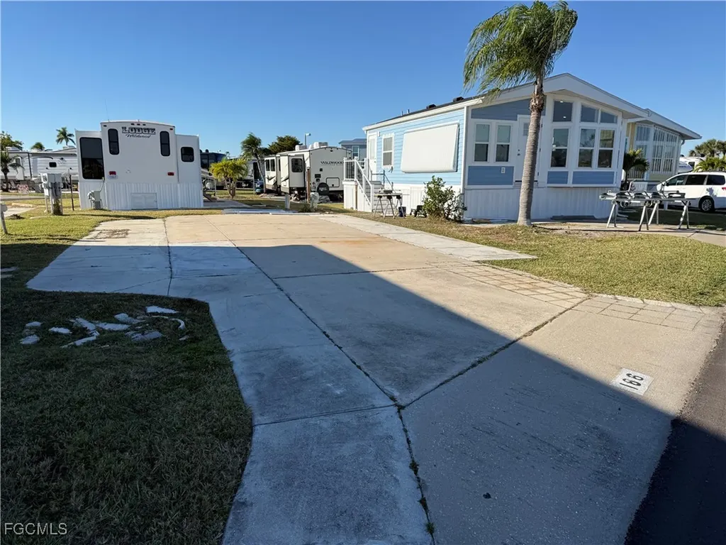 19681 Summerlin #186 Road Fort Myers FL 33908