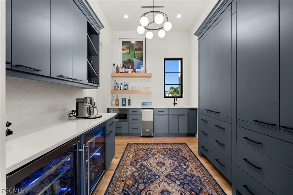 5661 Riverside Drive Cape Coral FL 33904