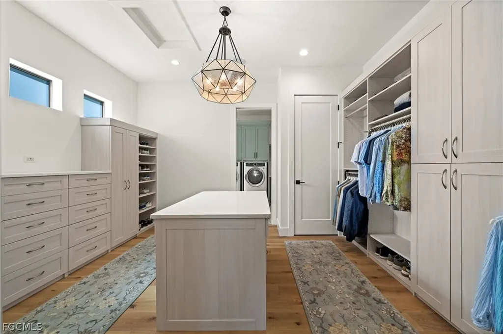 5661 Riverside Drive Cape Coral FL 33904