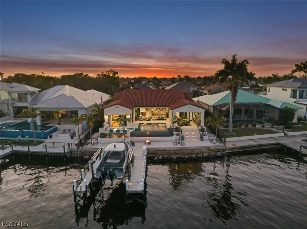 5661 Riverside Drive Cape Coral FL 33904