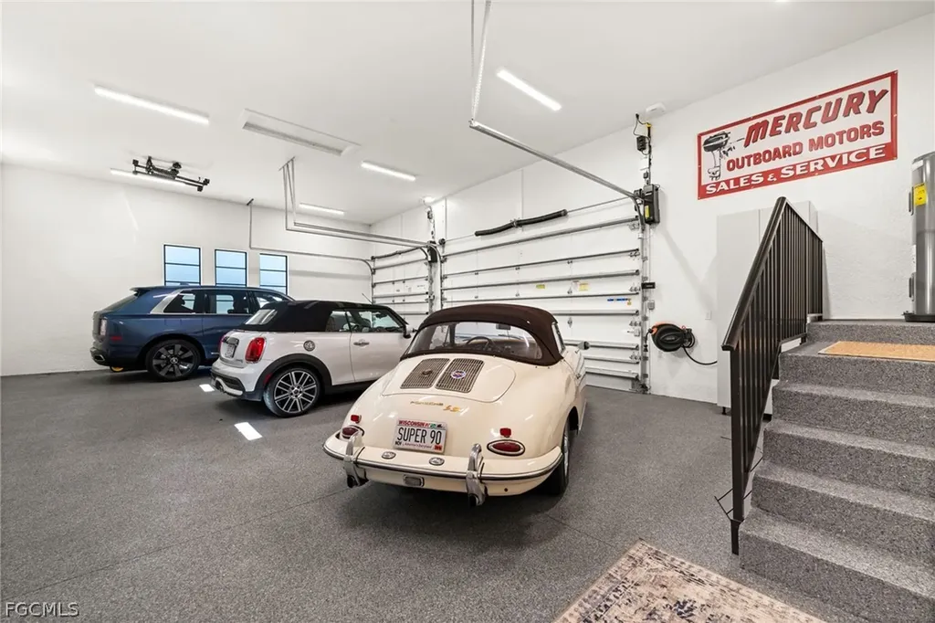 5661 Riverside Drive Cape Coral FL 33904