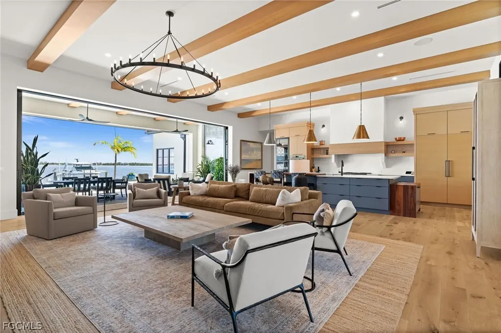 5661 Riverside Drive Cape Coral FL 33904