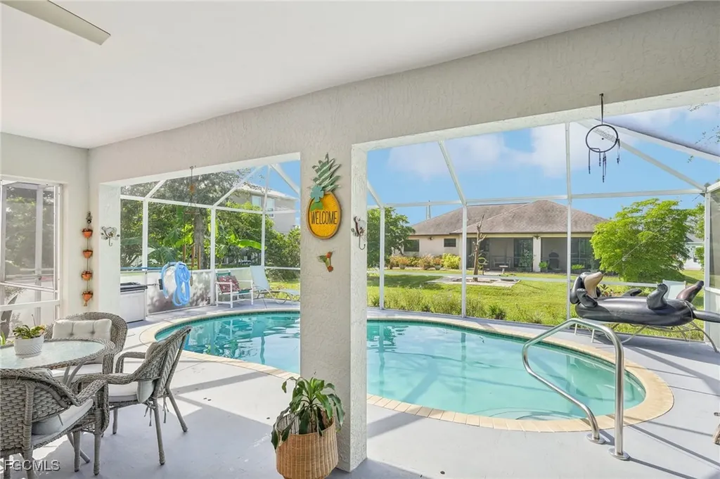 2322 SW 17th Street Cape Coral FL 33991