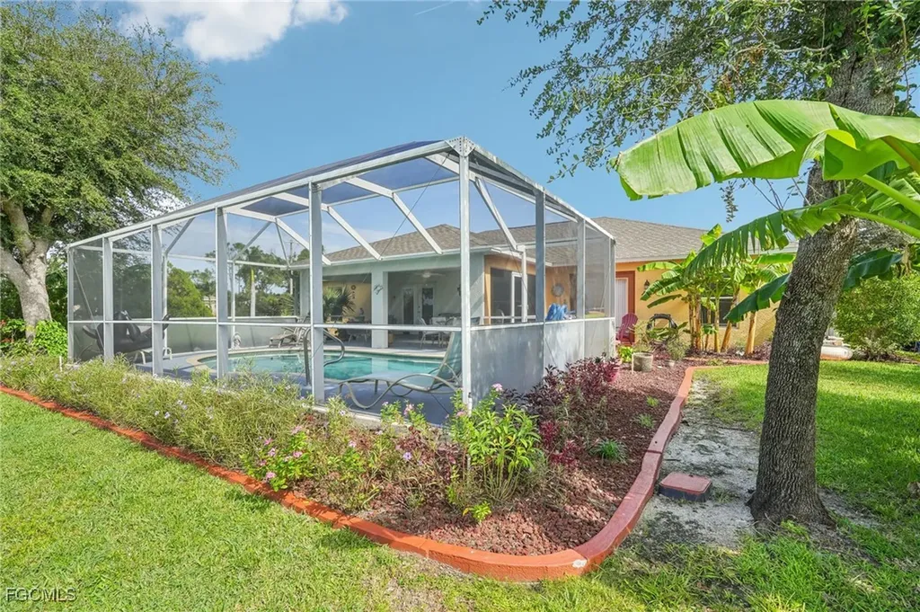 2322 SW 17th Street Cape Coral FL 33991