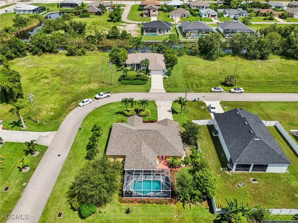 2322 SW 17th Street Cape Coral FL 33991