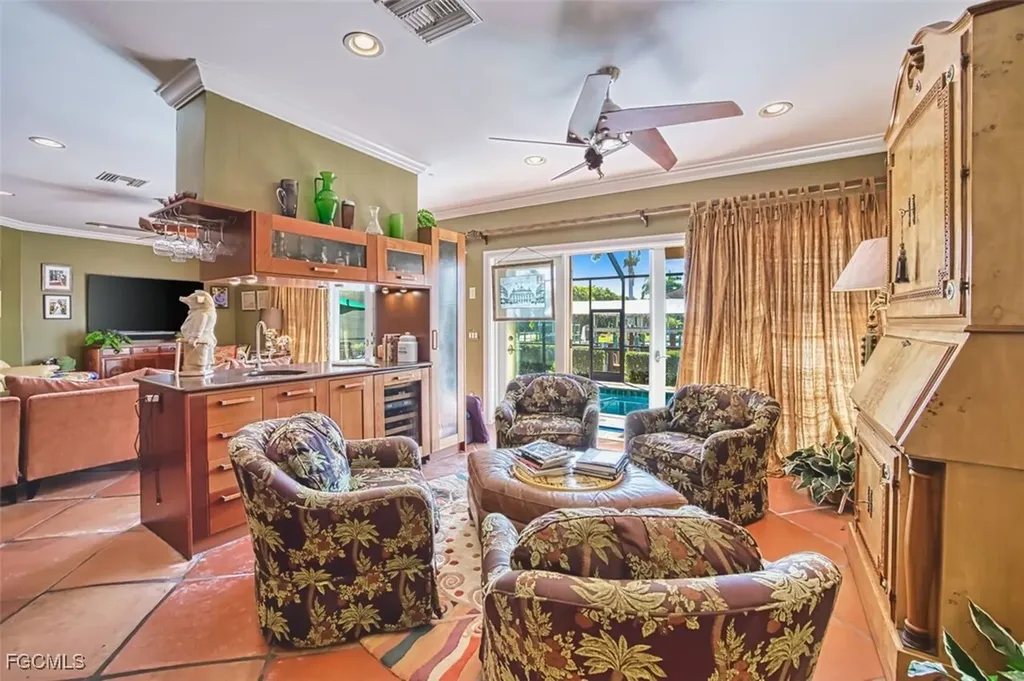 130 Montrose Drive Fort Myers FL 33919