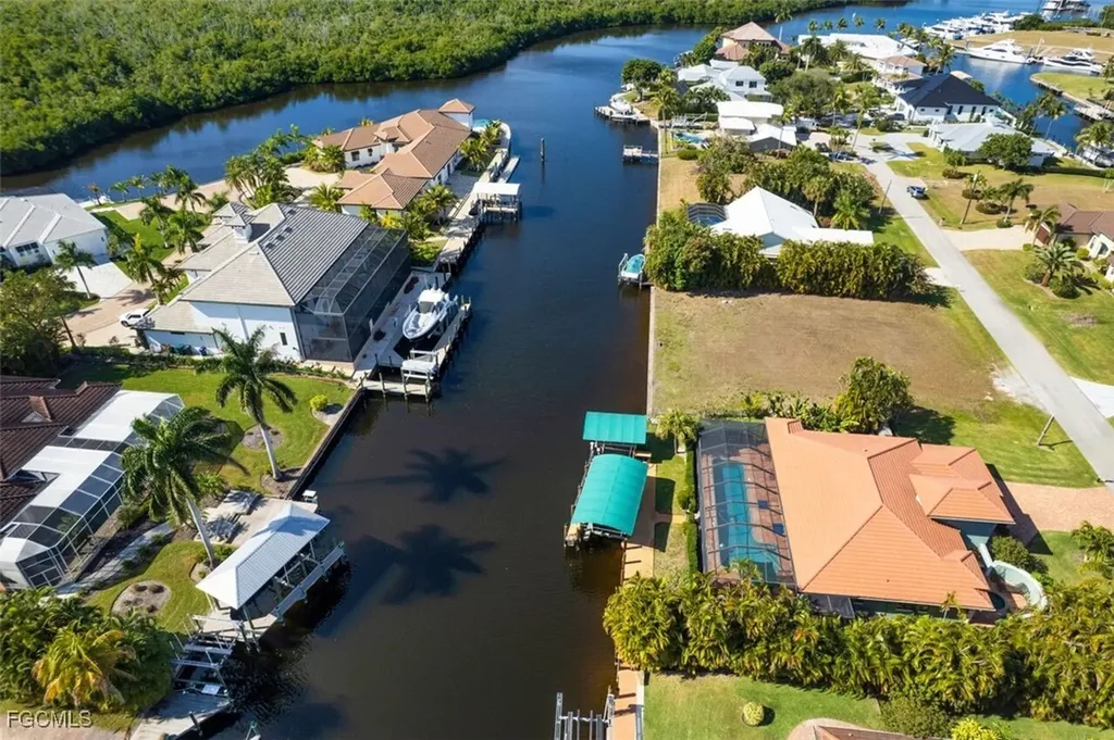 130 Montrose Drive Fort Myers FL 33919