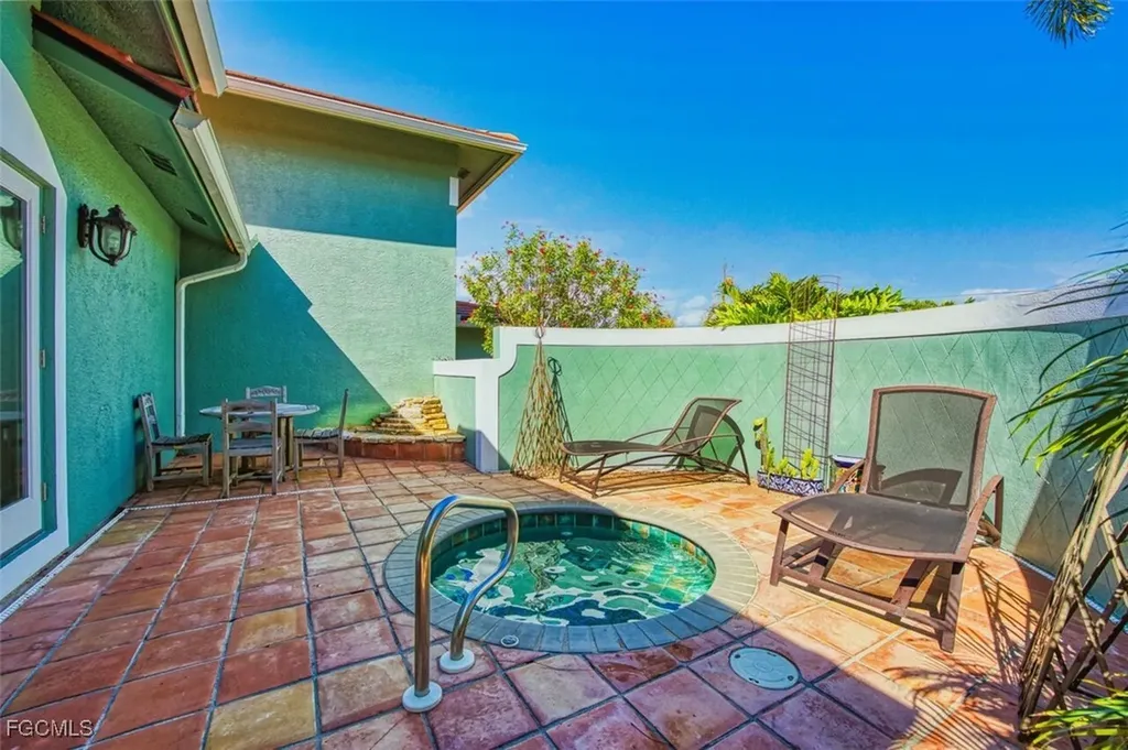 130 Montrose Drive Fort Myers FL 33919