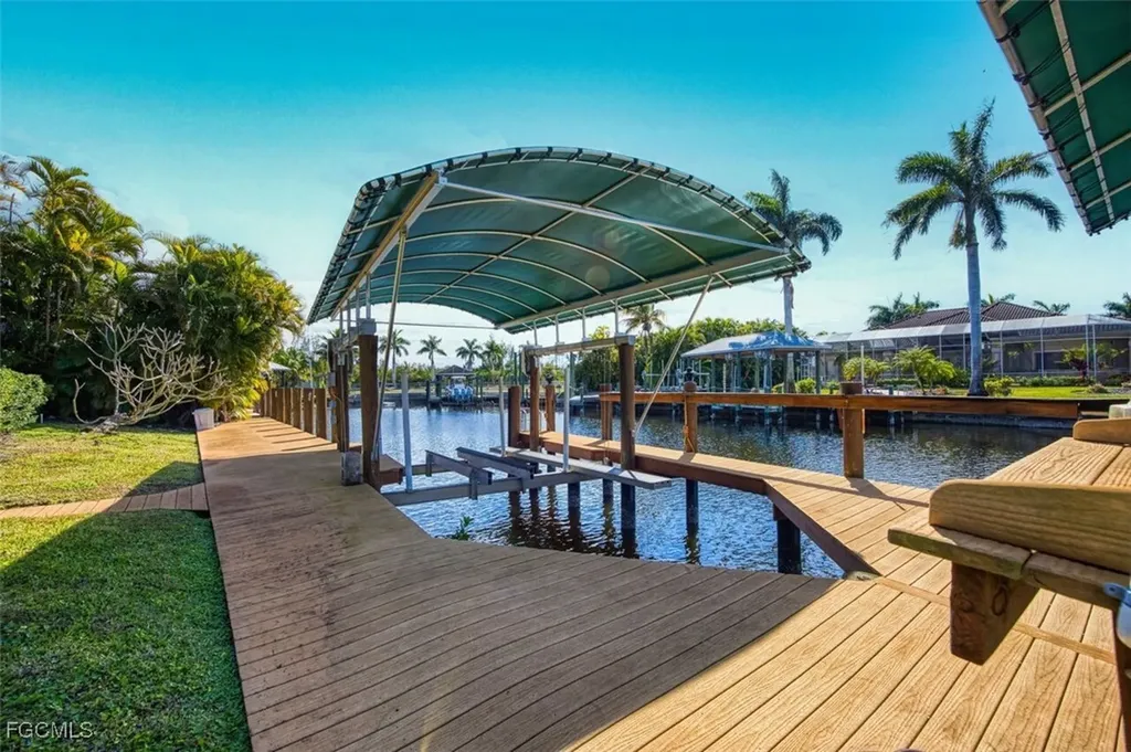 130 Montrose Drive Fort Myers FL 33919
