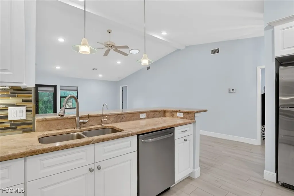 5365 Governors Drive Fort Myers FL 33907