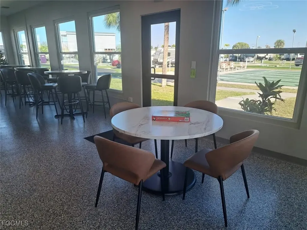 19681 Summerlin #39 Road Fort Myers FL 33908