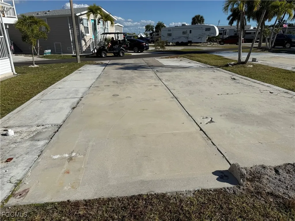 19681 Summerlin #39 Road Fort Myers FL 33908