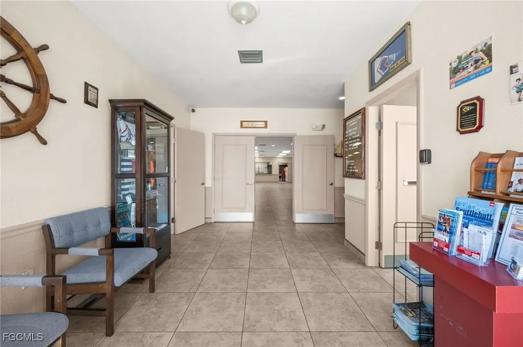 917 SE 47th Terrace Cape Coral FL 33904
