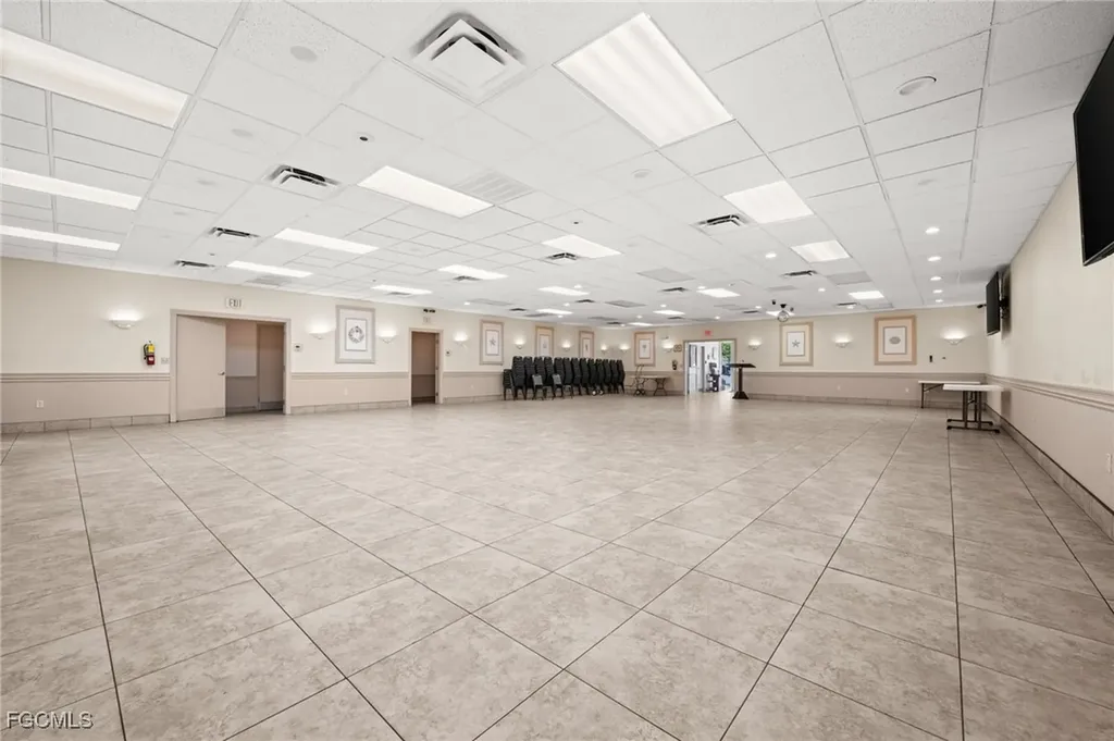 917 SE 47th Terrace Cape Coral FL 33904