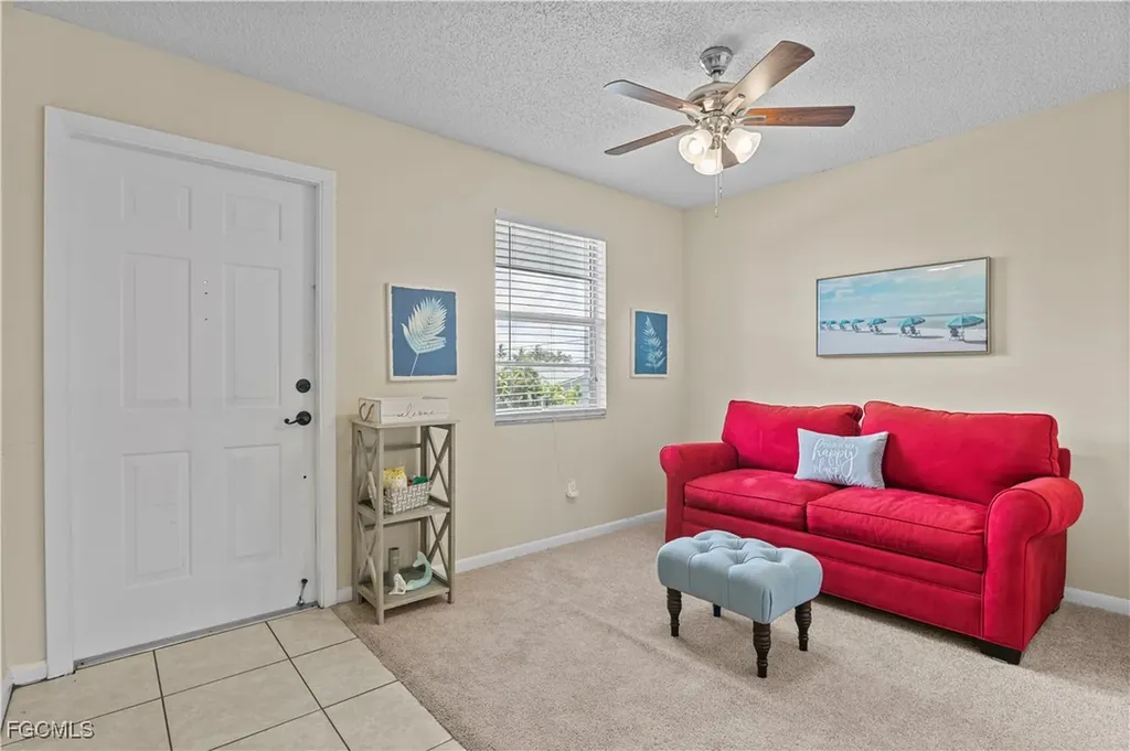 1005 SE 40th Street Cape Coral FL 33904