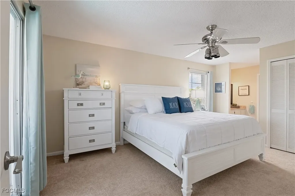 1005 SE 40th Street Cape Coral FL 33904