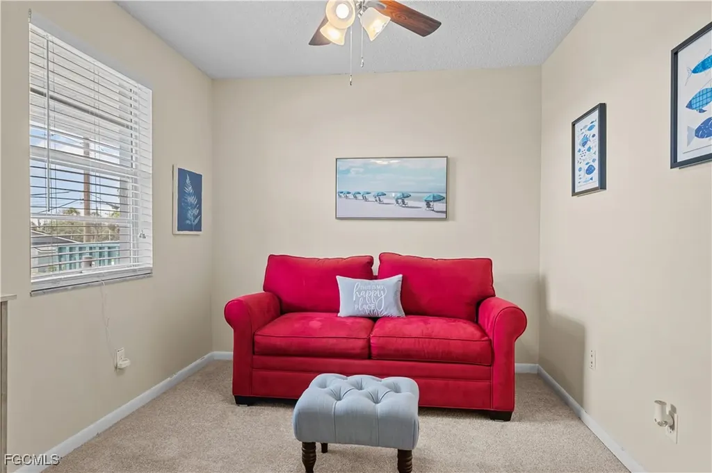 1005 SE 40th Street Cape Coral FL 33904