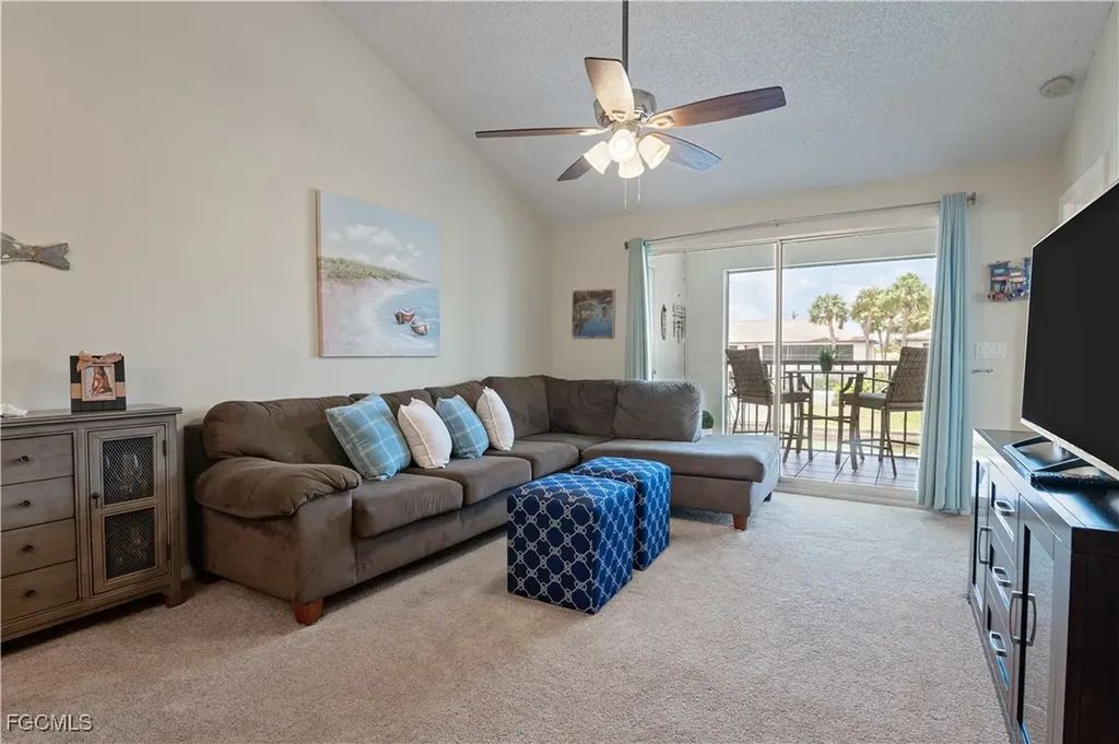 1005 SE 40th Street Cape Coral FL 33904