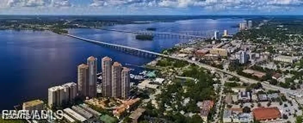 1186 Betmar Boulevard North Fort Myers FL 33903