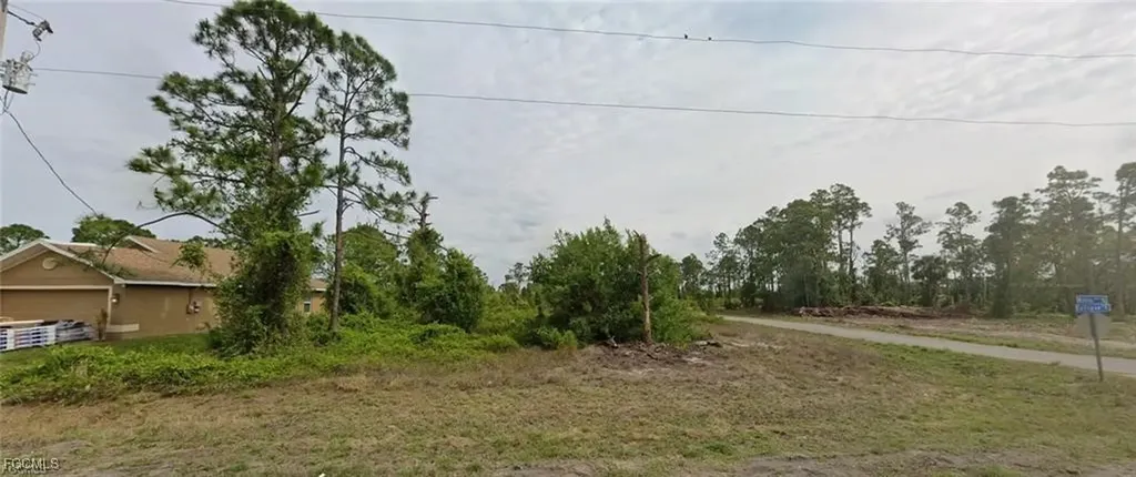 1127 Eclipse Street E Lehigh Acres FL 33974