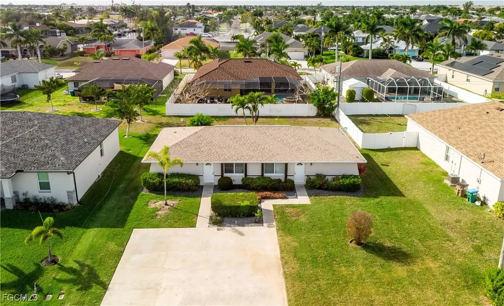 4012/4014 SW 16th Place Cape Coral FL 33914