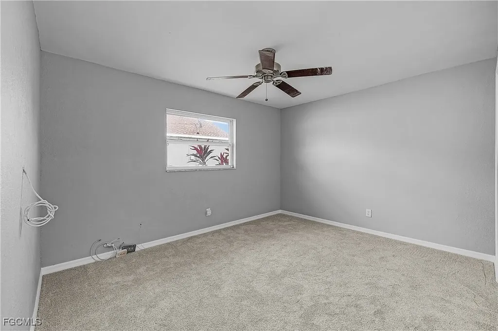 4012/4014 SW 16th Place Cape Coral FL 33914