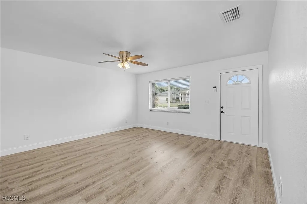 4012/4014 SW 16th Place Cape Coral FL 33914