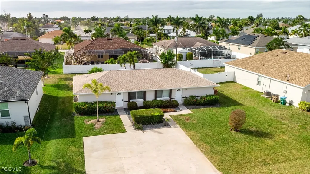 4012/4014 SW 16th Place Cape Coral FL 33914