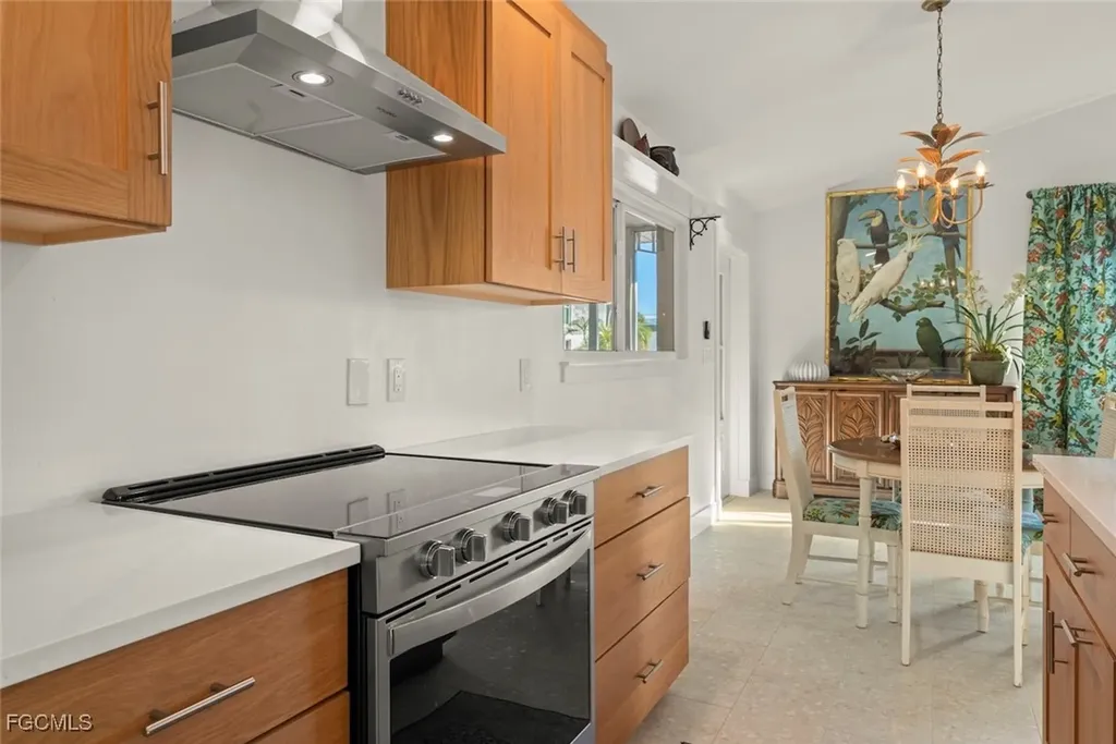 3009 Singing Wind Drive Sanibel FL 33957