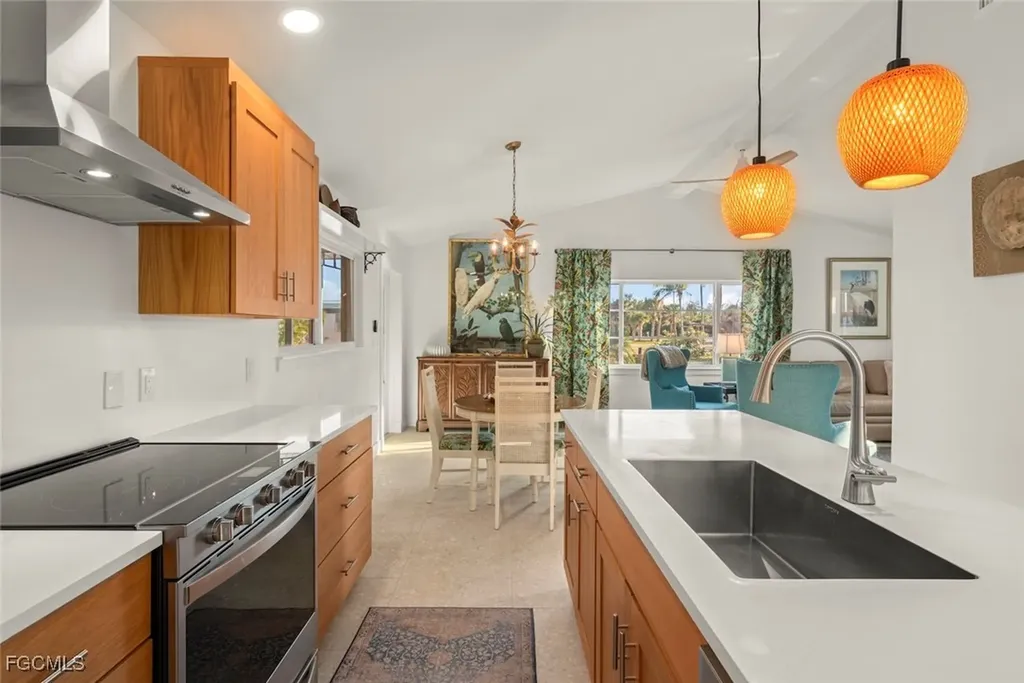 3009 Singing Wind Drive Sanibel FL 33957