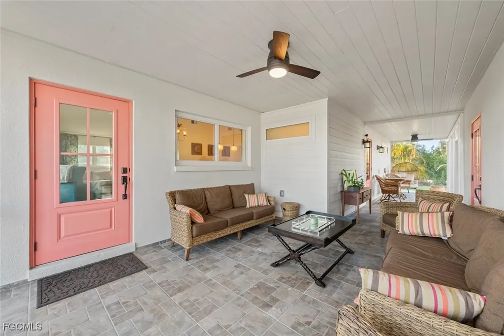 3009 Singing Wind Drive Sanibel FL 33957