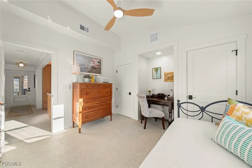 3009 Singing Wind Drive Sanibel FL 33957