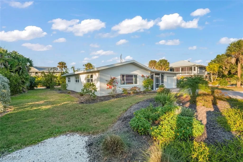 3009 Singing Wind Drive Sanibel FL 33957