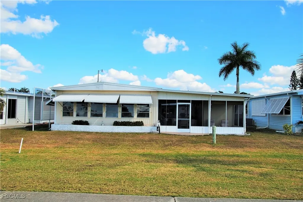 189 Nicklaus Boulevard North Fort Myers FL 33903