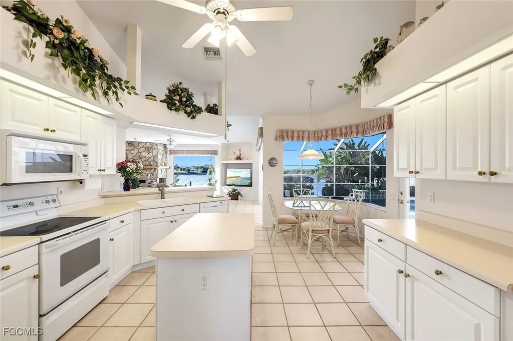 4640 NW 33rd Terrace Cape Coral FL 33993