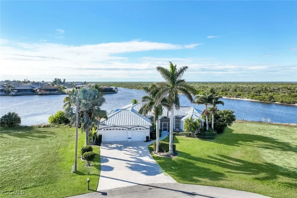 4640 NW 33rd Terrace Cape Coral FL 33993