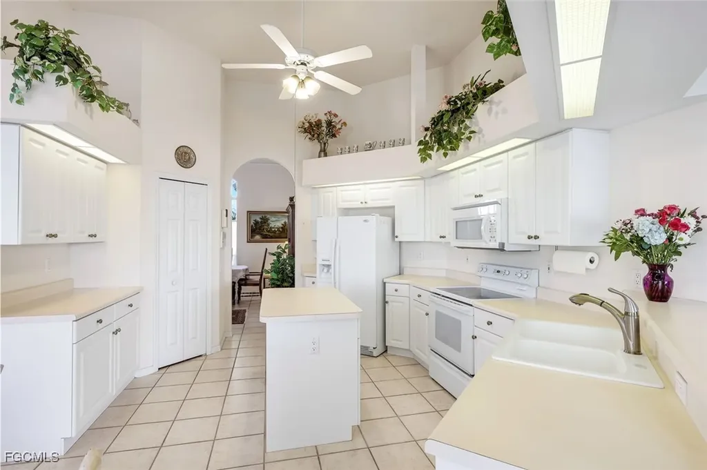 4640 NW 33rd Terrace Cape Coral FL 33993