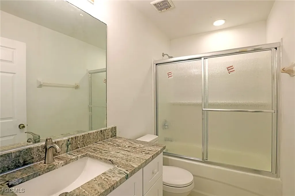 4259 Bellasol Circle Fort Myers FL 33916