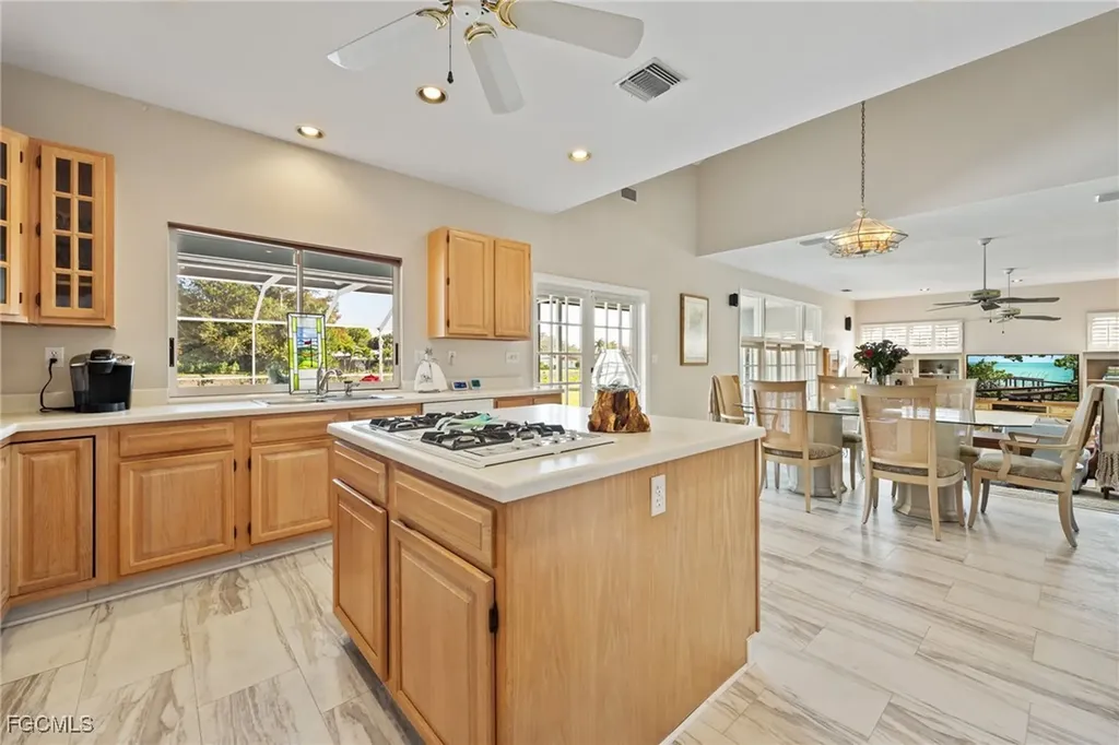 108 Ridgewood Avenue Clewiston FL 33440