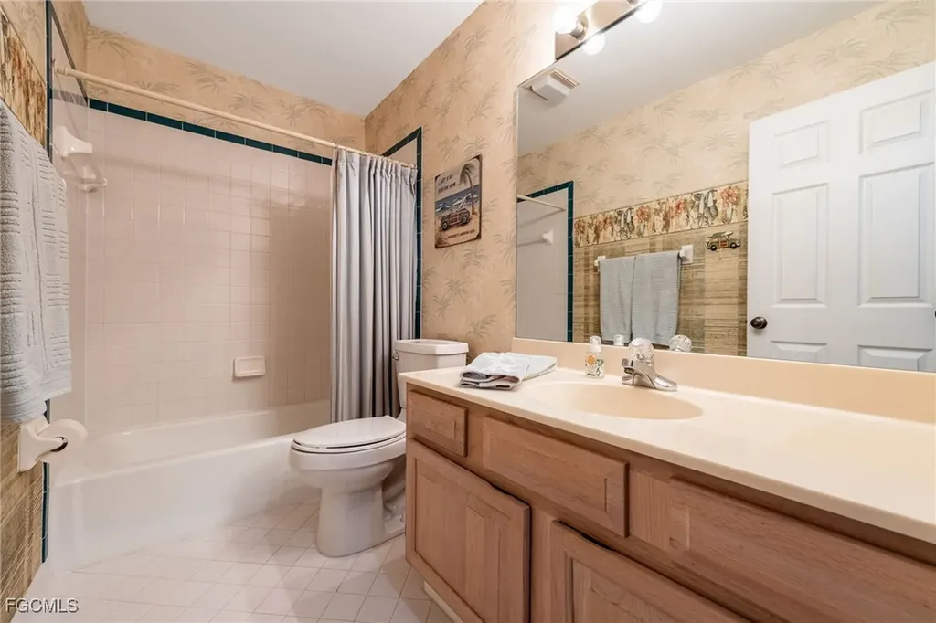 108 Ridgewood Avenue Clewiston FL 33440